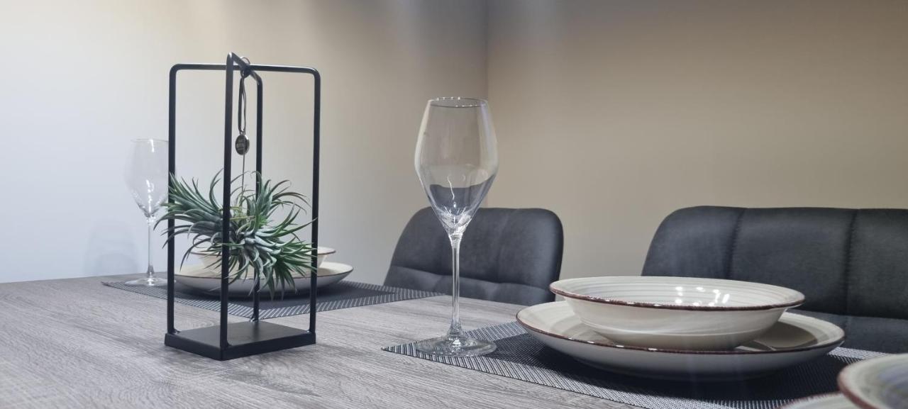 Qr Apartment For Family, Couples, And Friends Stay In Rijeka Bagian luar foto