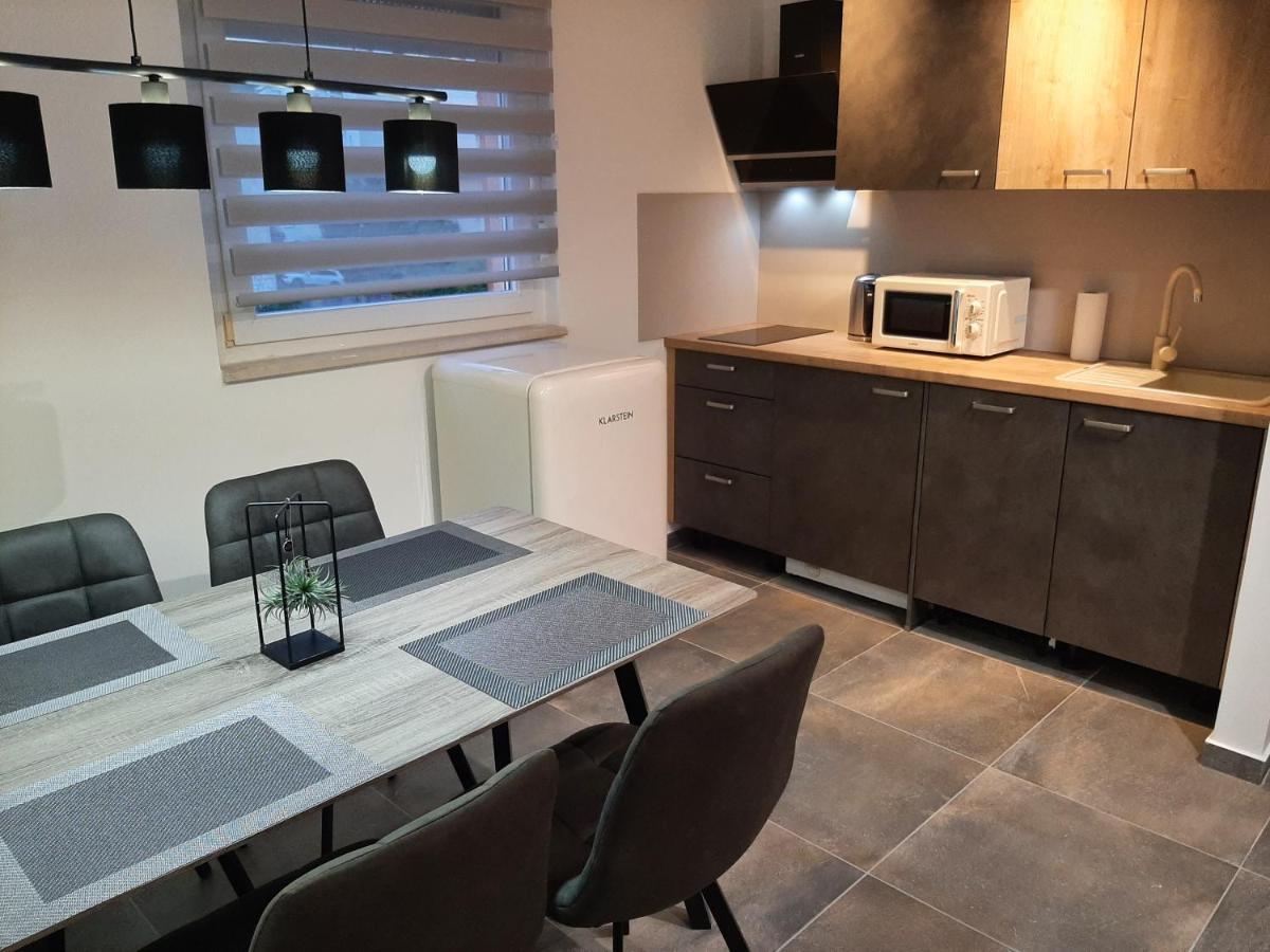 Qr Apartment For Family, Couples, And Friends Stay In Rijeka Bagian luar foto